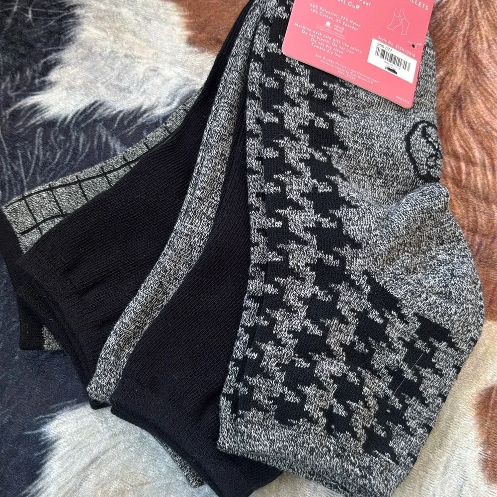 Brand New Sam and Libby 5-Pack Black & Gray Cotten Blend Anklets Comfort Cuff